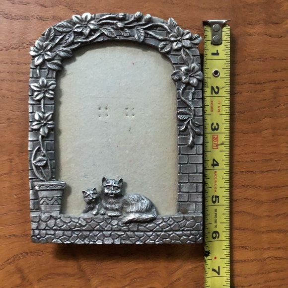 5/$20 Cat Frame - Picture 2 of 4